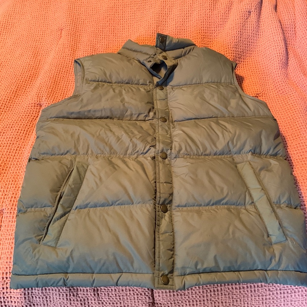 Lands end men’s puffer vest